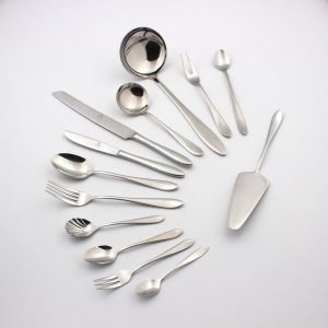 Gerpol Mona sztućce 68el.walizka stal nierdzewna